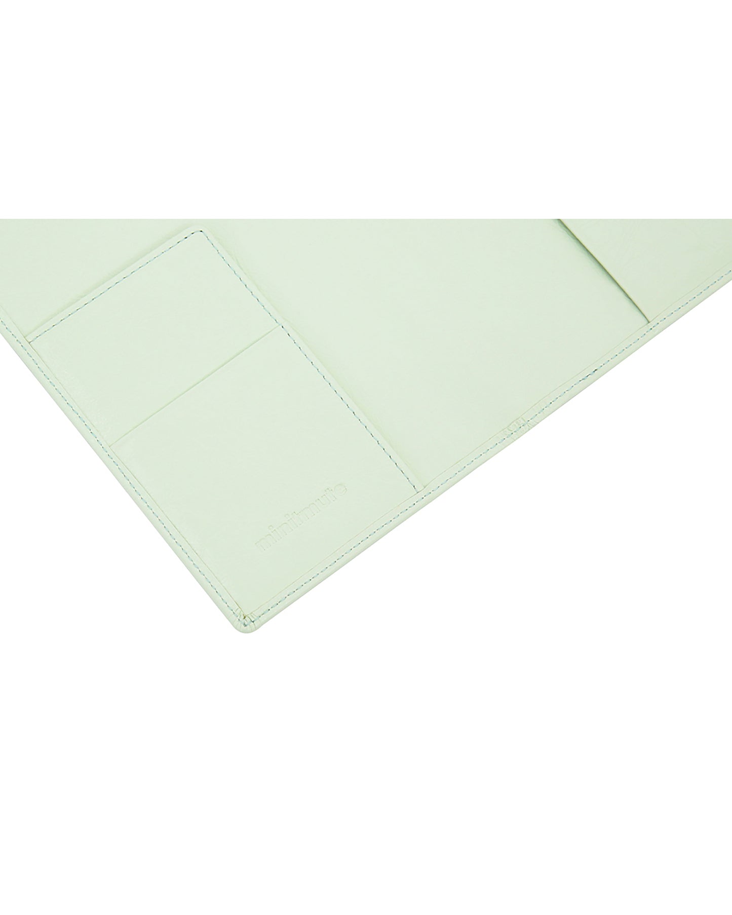 Daisy Passport Wallet